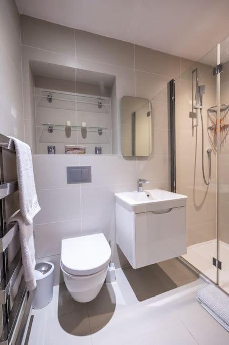 Beautiful & Spacious Retreat In Winchester Ngoại thất bức ảnh
