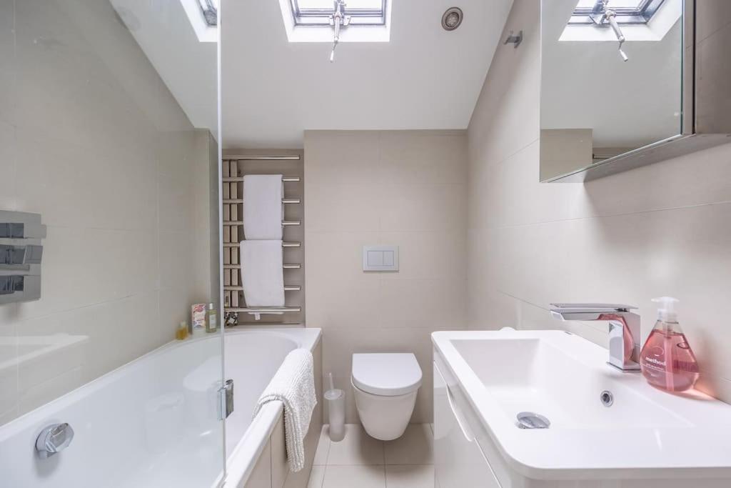 Beautiful & Spacious Retreat In Winchester Ngoại thất bức ảnh